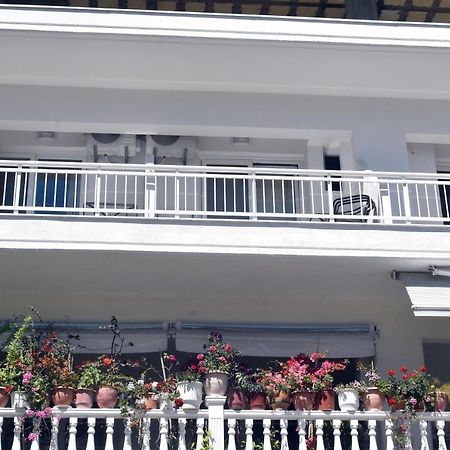 Giorgos-Fenia Apartments Paralia Katerinis Exterior photo